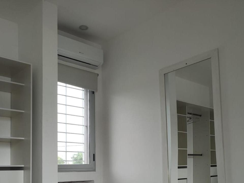 Duplex Victoria Lujan (Buenos Aires)