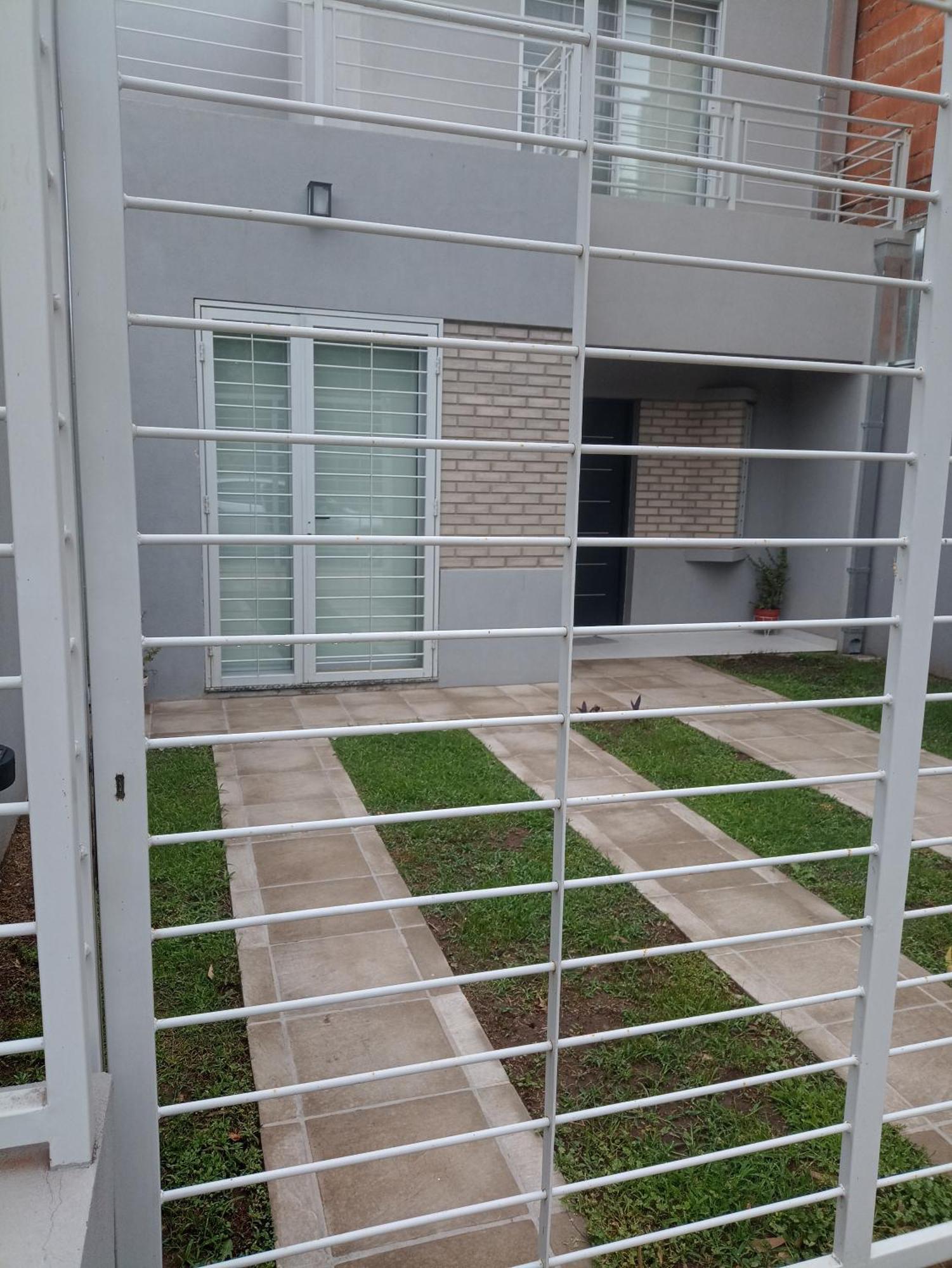 Duplex Victoria Apartment Lujan (Buenos Aires)